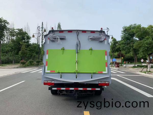 國六東風凱普特7.5方掃(sao)路車