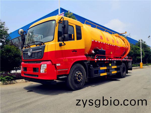 天錦15方清洗(xi)吸汚(wu)車(che)